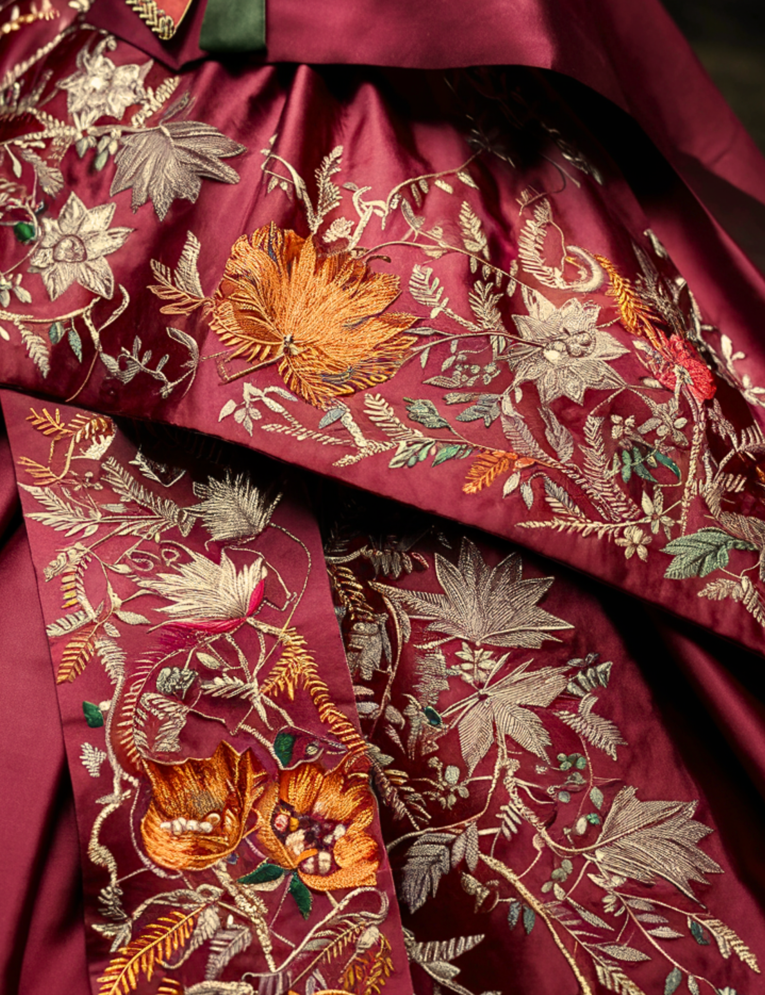 luxurious-burgundy-hanbok-design-with-silver-gold-floral-embroidery-traditional-korean-dress-autumn-inspiration