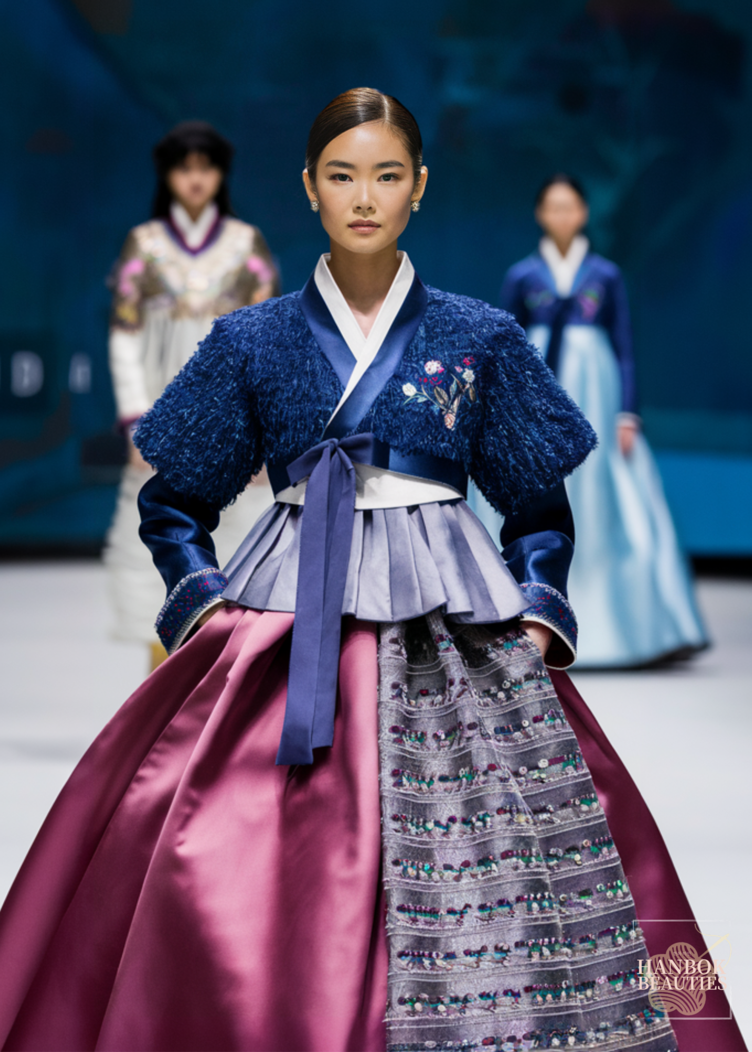 modern-korean-hanbok-design-navy-textured-jeogori-burgundy-chima-embroidery-korean-dress