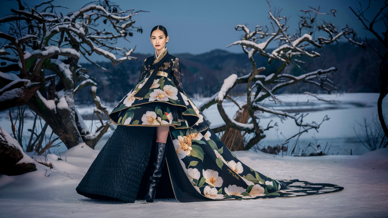 winter-women's-hanbok-design-black-camellia-flower-print-snow-scene-korean-traditional-modern-dress